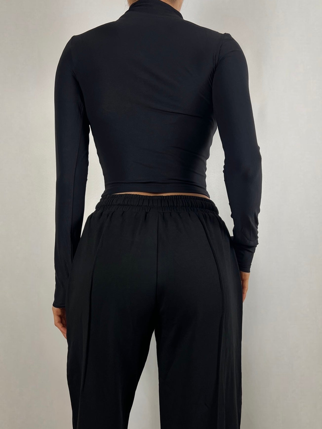 Black Basic Long sleeve