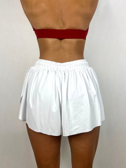 White Breeze shorts