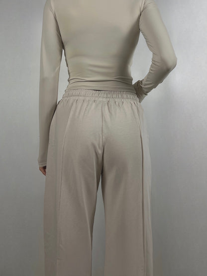 Oat Lightweight wide fit Joggers