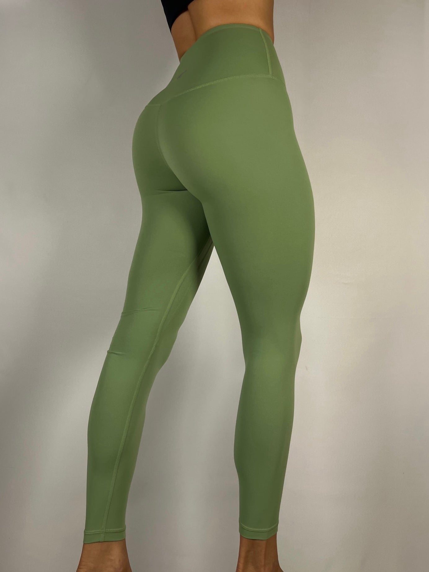 Pistachio Green Leggings