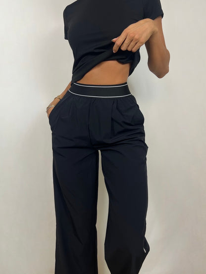 Black Flow Pants