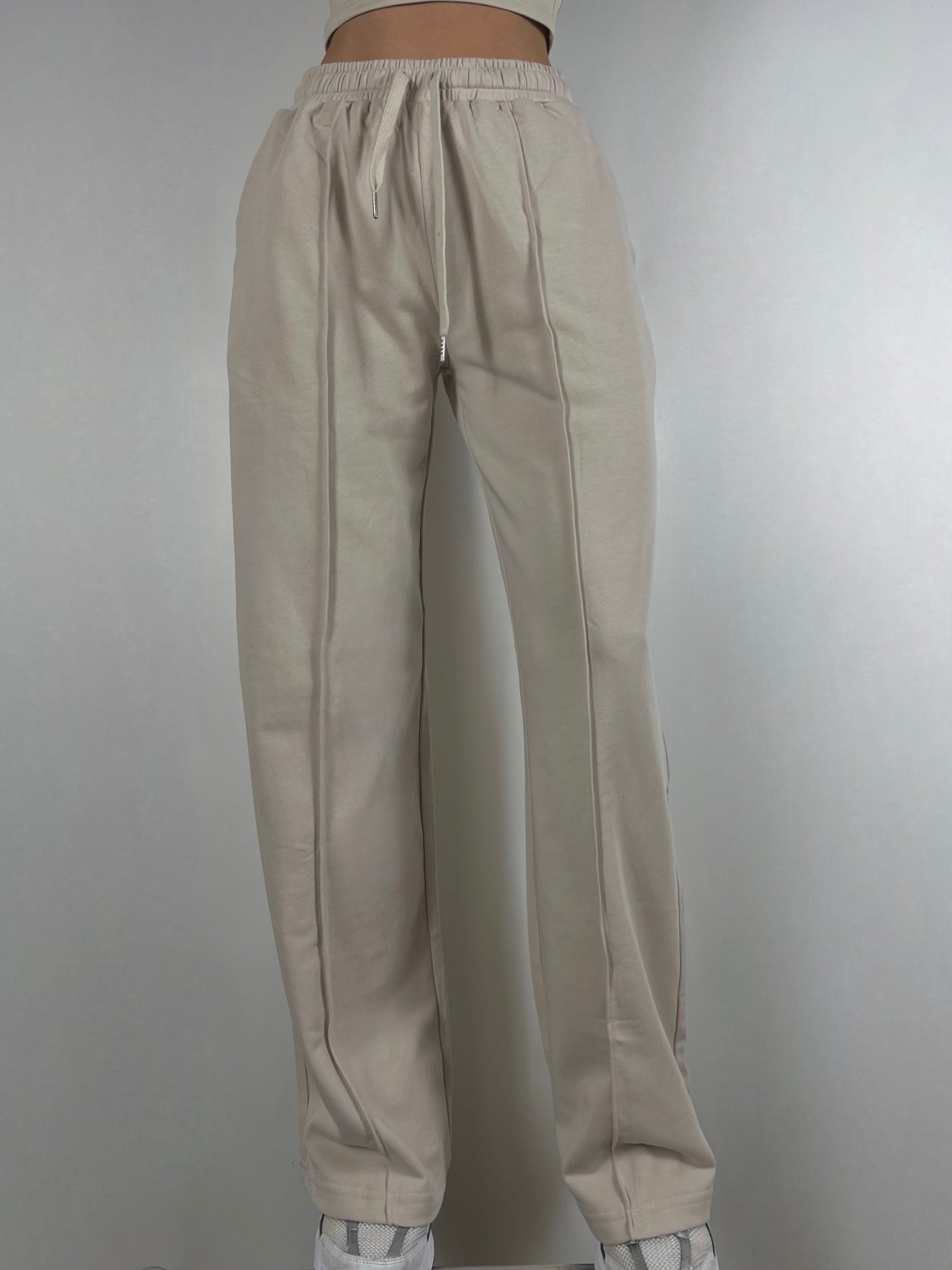 Oat Lightweight wide fit Joggers