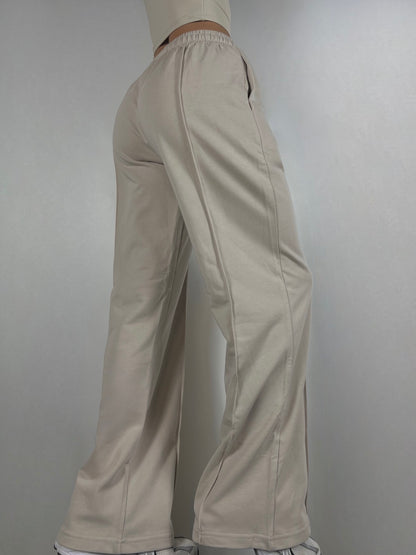 Oat Lightweight wide fit Joggers