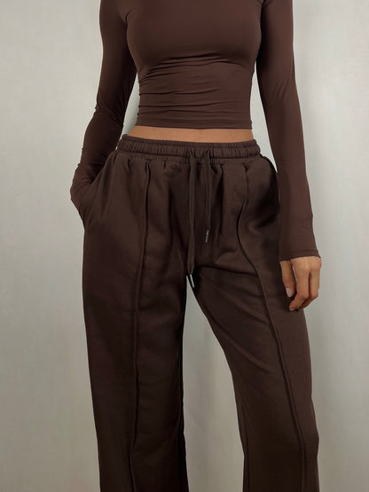 Cocoa Lightweight Wide fit Joggers