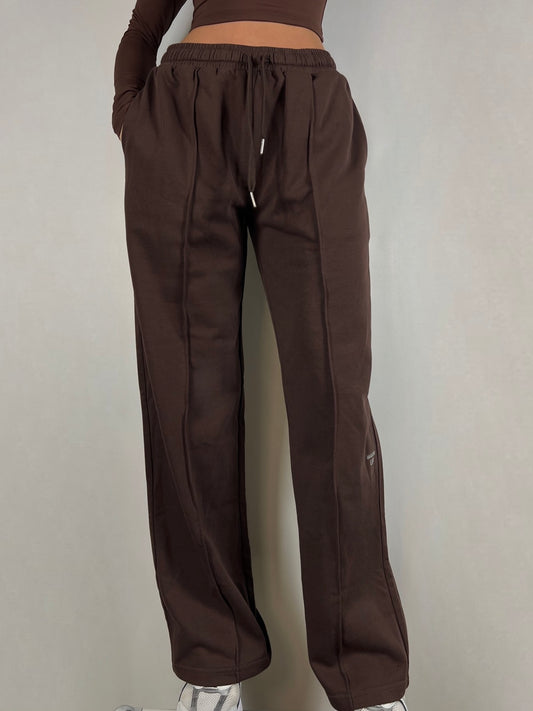 Cocoa Lightweight Wide fit Joggers