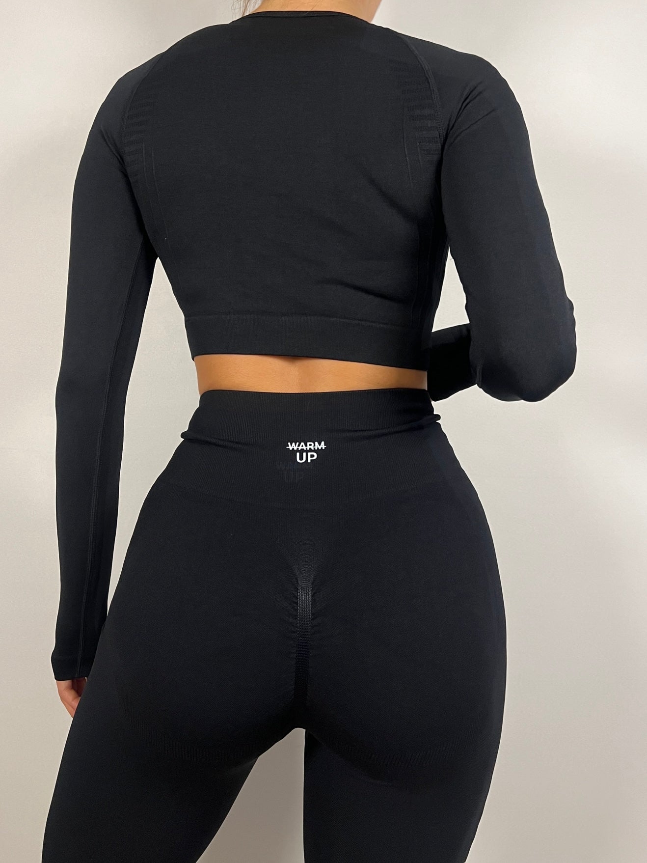 Jet Black Seamless long sleeve crop top